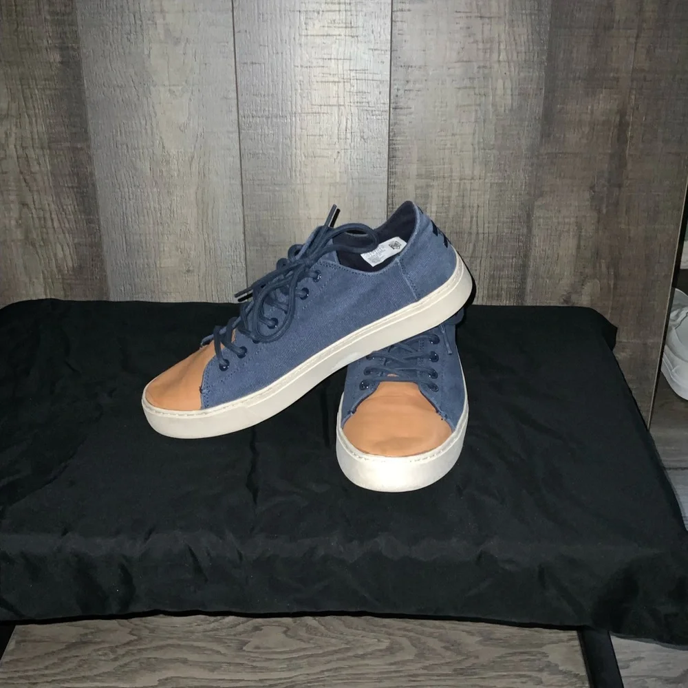 TOMS Men’s Low-Top Canvas/Leather Casual - Picture 9 of 10